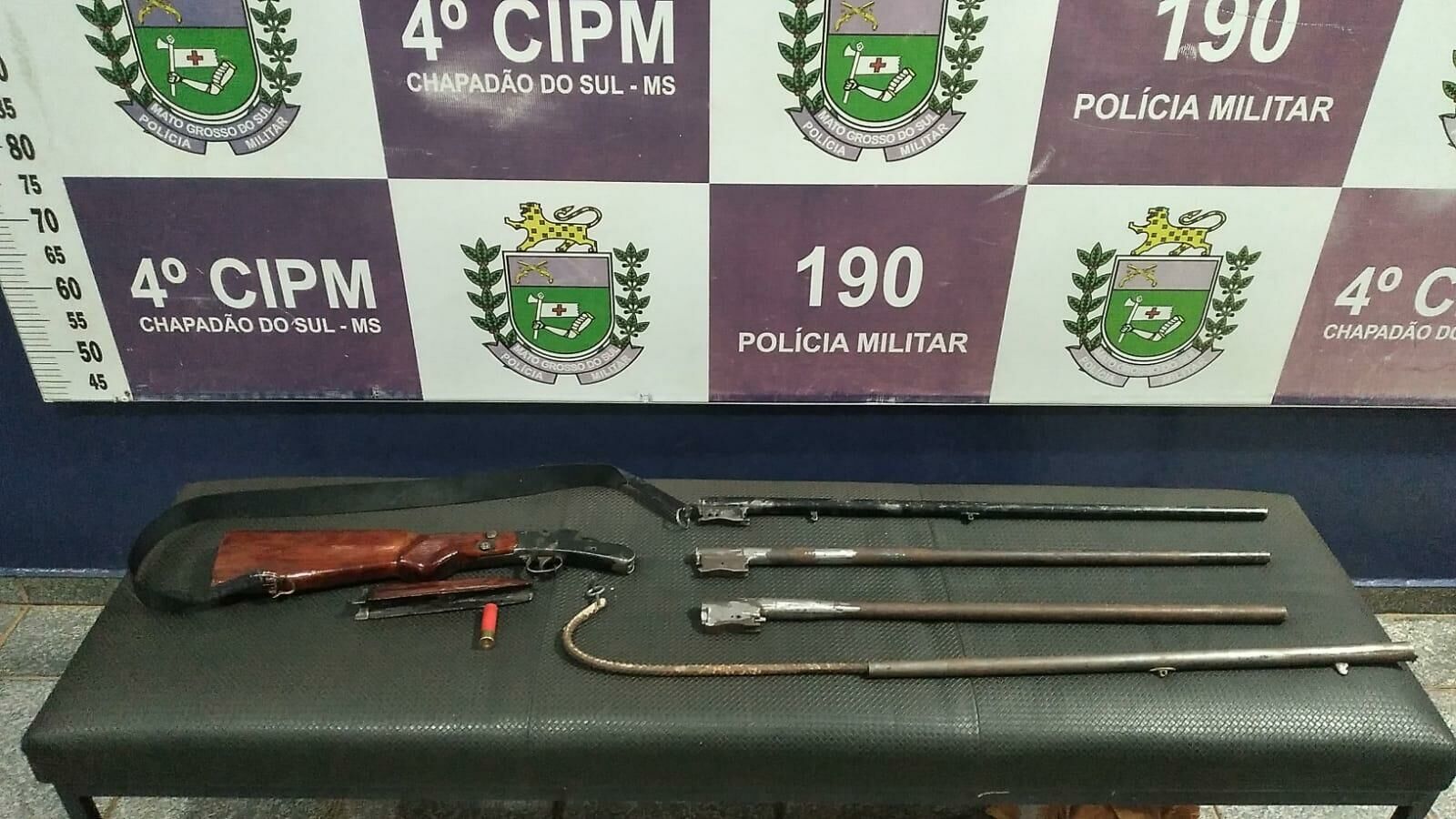 Imagem de compartilhamento para o artigo Apreensão de arma de fogo em Chapadão do Sul; policiais agiram rápido da MS Todo dia